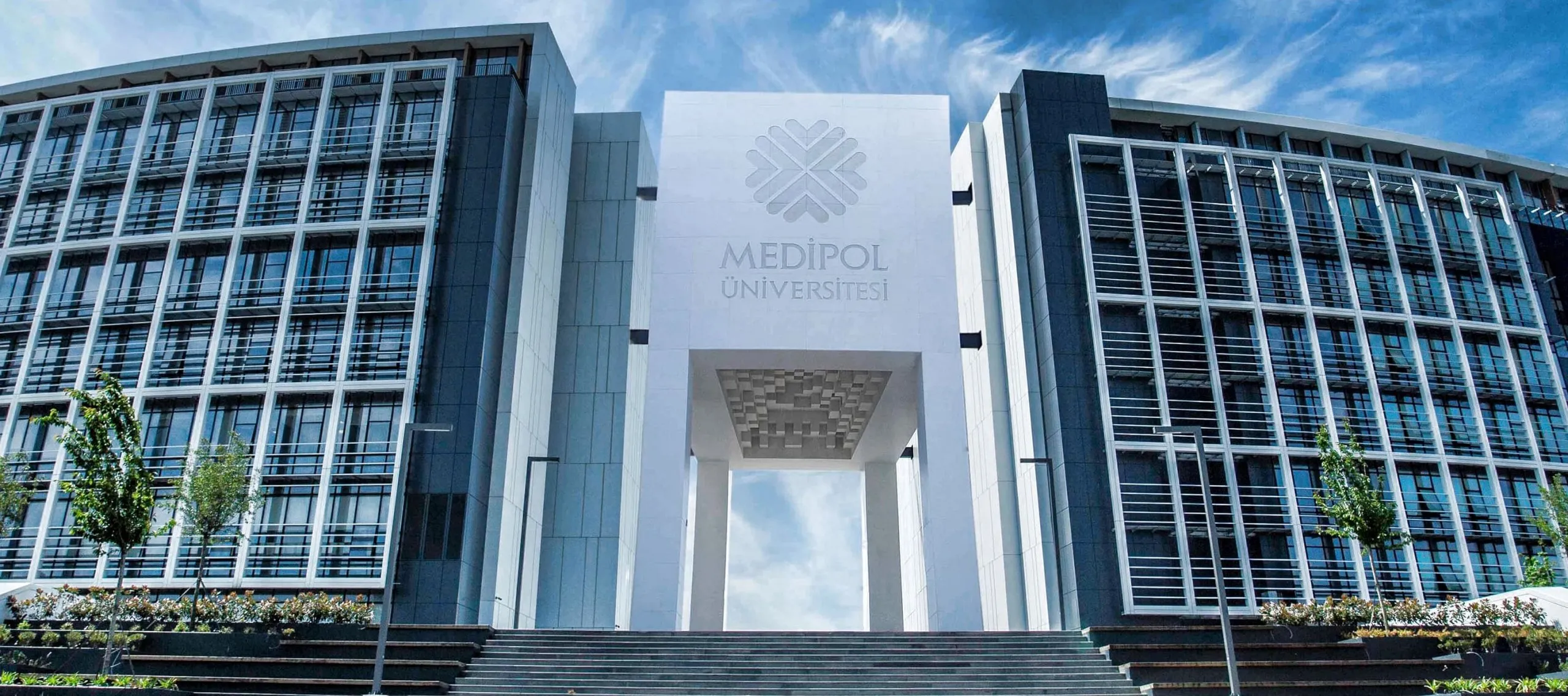 İstanbul Medipol Üniversitesi